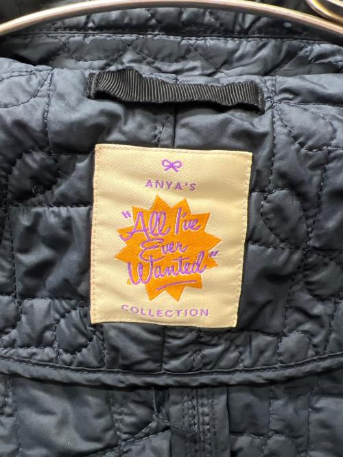 ANYA HINDMARCH（アニヤ・ハインドマーチ）ANYA HINDMARCH (アニヤ・ハインドマーチ) キルティングコート ネイビー サイズ:３８の古着・服飾アイテム