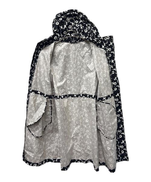 marimekko（マリメッコ）marimekko (マリメッコ) ナイロンコート ブラック×ホワイト サイズ:Ｓの古着・服飾アイテム