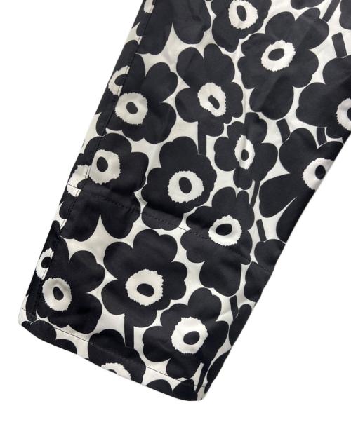 marimekko（マリメッコ）marimekko (マリメッコ) ナイロンコート ブラック×ホワイト サイズ:Ｓの古着・服飾アイテム