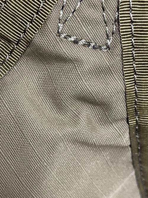BRIEFING（ブリーフィング）BRIEFING (ブリーフィング) ボディバッグ カーキの古着・服飾アイテム