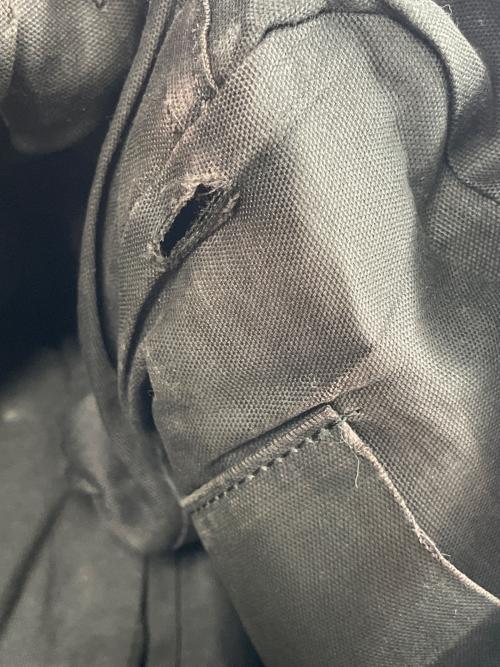 Yohji Yamamoto pour homme（ヨウジヤマモト プールオム）Yohji Yamamoto pour homme (ヨウジヤマモト プールオム) レザーショルダーバッグ ブラックの古着・服飾アイテム