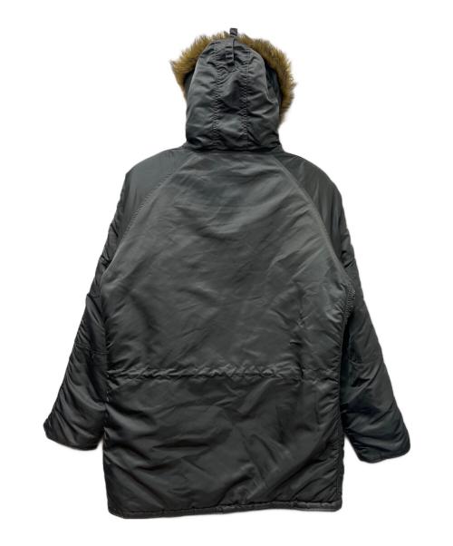 ALPHA INDUSTRIES（アルファインダストリーズ）ALPHA INDUSTRIES (アルファインダストリーズ) 中綿ジャケット グレー サイズ:2XLの古着・服飾アイテム