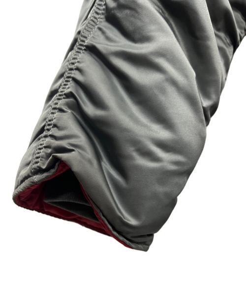 ALPHA INDUSTRIES（アルファインダストリーズ）ALPHA INDUSTRIES (アルファインダストリーズ) 中綿ジャケット グレー サイズ:2XLの古着・服飾アイテム