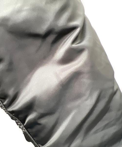 ALPHA INDUSTRIES（アルファインダストリーズ）ALPHA INDUSTRIES (アルファインダストリーズ) 中綿ジャケット グレー サイズ:2XLの古着・服飾アイテム
