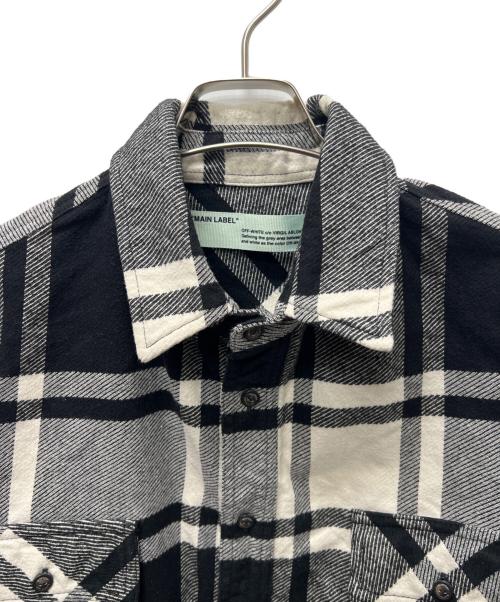 OFFWHITE（オフホワイト）OFFWHITE (オフホワイト) STENCIL FLANNEL SHIRT ホワイト×ブラック サイズ:Ｍの古着・服飾アイテム