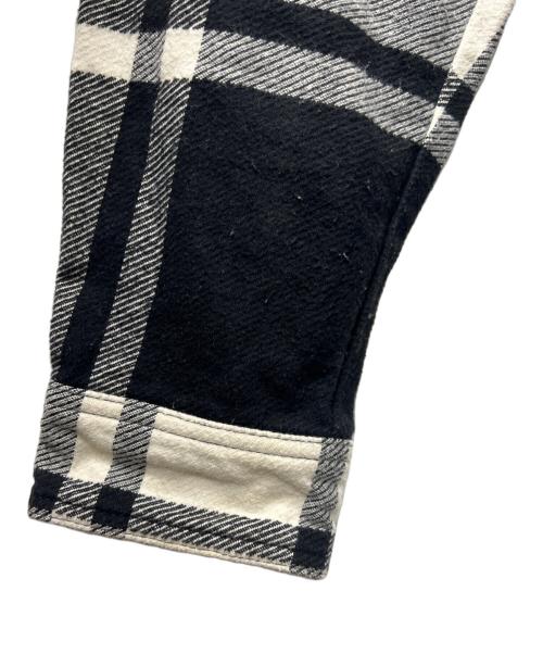 OFFWHITE（オフホワイト）OFFWHITE (オフホワイト) STENCIL FLANNEL SHIRT ホワイト×ブラック サイズ:Ｍの古着・服飾アイテム