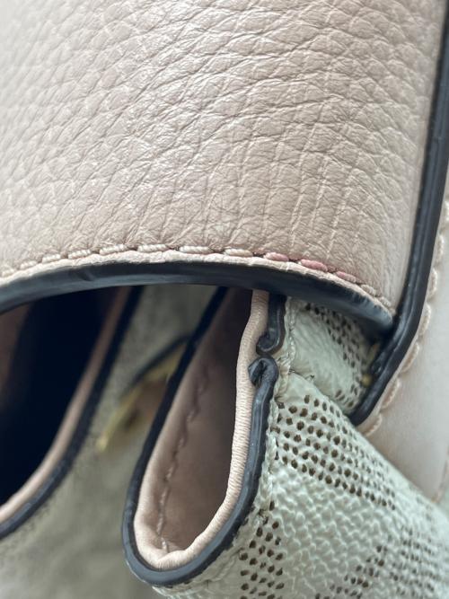 MICHAEL KORS（マイケルコース）MICHAEL KORS (マイケルコース) リュック ピンクの古着・服飾アイテム