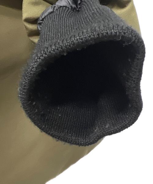 CANADA GOOSE（カナダグース）CANADA GOOSE (カナダグース) RUSSELL PARKA カーキ サイズ:Ｍの古着・服飾アイテム