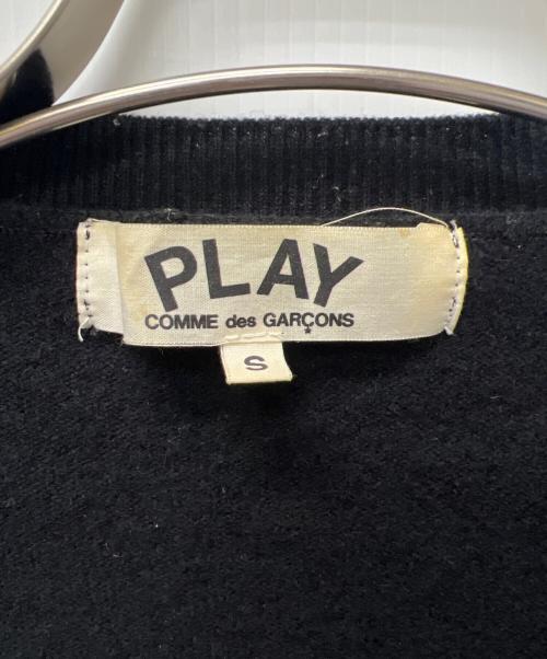 PLAY COMME des GARCONS（プレイコムデギャルソン）PLAY COMME des GARCONS (プレイコムデギャルソン) ハートロゴワッペンカーディガン ブラック サイズ:Ｓの古着・服飾アイテム