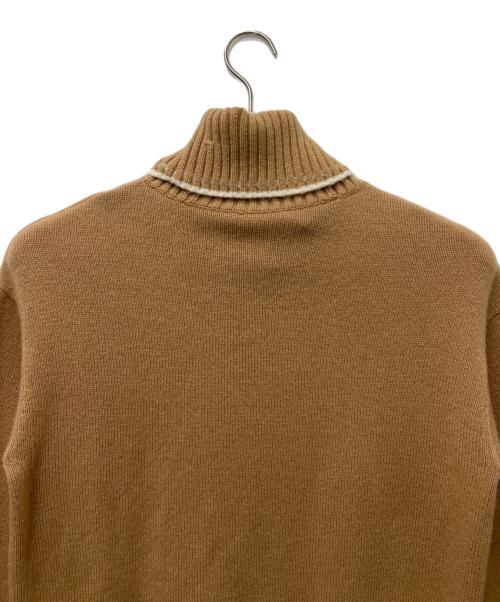 COACH（コーチ）COACH (コーチ) オーバーサイズドホース&キャリッジタートルネック ベージュ サイズ:ＸＳの古着・服飾アイテム