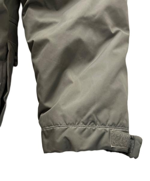 BURBERRY BLACK LABEL（バーバリーブラックレーベル）BURBERRY BLACK LABEL (バーバリーブラックレーベル) ダウンジャケット オリーブ サイズ:Ｌの古着・服飾アイテム
