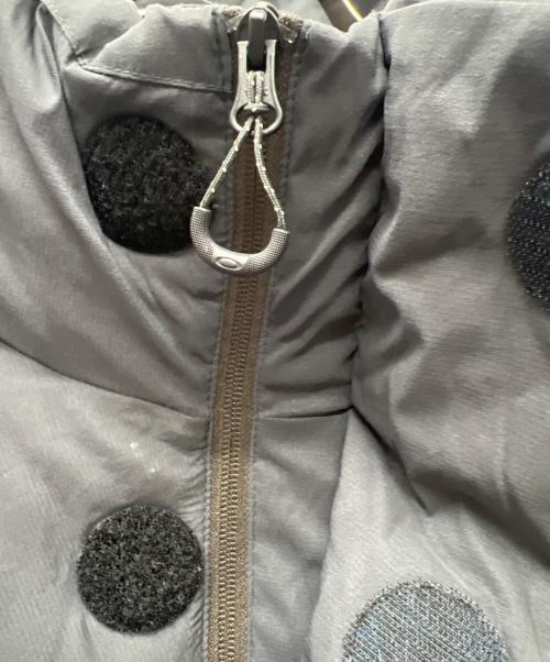 OAKLEY（オークリー）OAKLEY (オークリー) FGL Puffer Ins Jacket 4.7 グレー サイズ:Ｍの古着・服飾アイテム
