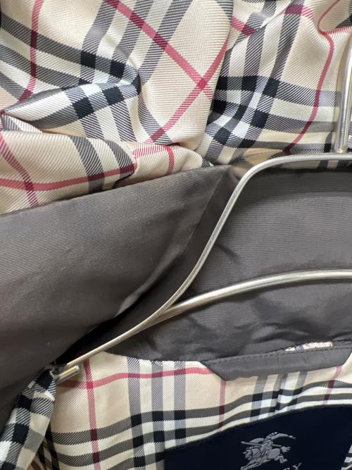 BURBERRY LONDON（バーバリーロンドン）BURBERRY LONDON (バーバリーロンドン) フーデッドダウンジャケット ブラウン サイズ:4０の古着・服飾アイテム