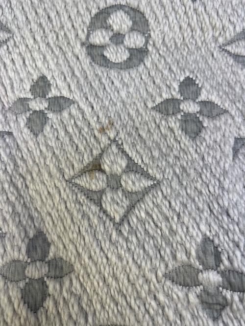 LOUIS VUITTON（ルイ ヴィトン）LOUIS VUITTON (ルイ ヴィトン) マフラー エシャルプ・ロゴマニア グレーの古着・服飾アイテム