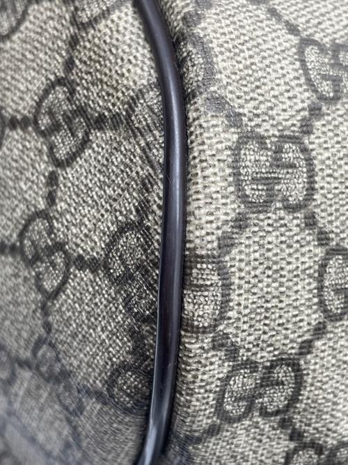 GUCCI（グッチ）GUCCI (グッチ) ショルダーバッグ ベージュの古着・服飾アイテム