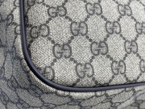 GUCCI（グッチ）GUCCI (グッチ) ショルダーバッグ ベージュの古着・服飾アイテム