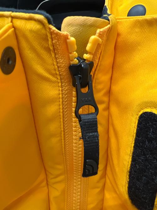 THE NORTH FACE（ザ ノース フェイス）THE NORTH FACE (ザ ノース フェイス) マウンテンジャケット イエロー×ブラック サイズ:Ｓの古着・服飾アイテム