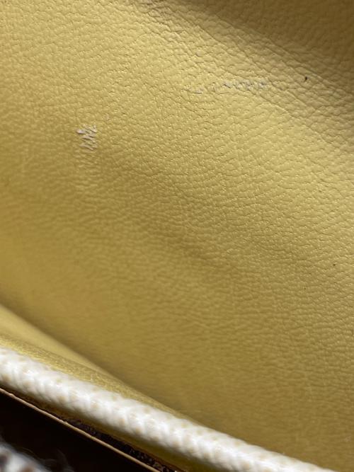 PRADA（プラダ）PRADA (プラダ) SAFFIANO LUX チェーンショルダーバッグ イエローの古着・服飾アイテム