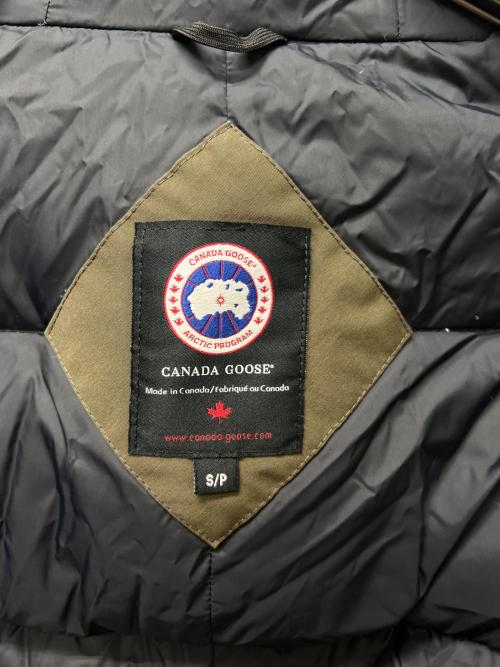 CANADA GOOSE（カナダグース）CANADA GOOSE (カナダグース) CHATEAU PARKA カーキ サイズ:Ｓの古着・服飾アイテム