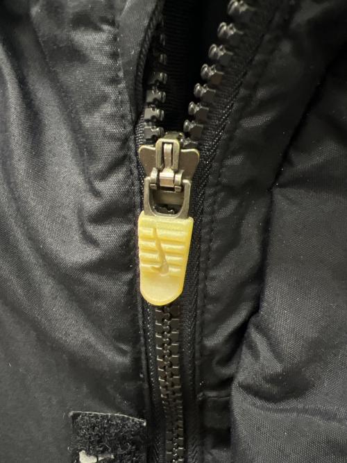 NIKE（ナイキ）NIKE (ナイキ) F.C.R.B. (エフシーレアルブリストル) ナイロンジャケット ブラック サイズ:Ｍの古着・服飾アイテム