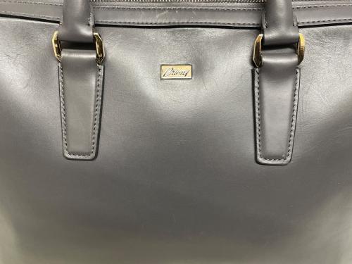 BRIONI（ブリオーニ）BRIONI (ブリオーニ) ビジネスバッグ グレーの古着・服飾アイテム