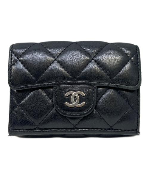 CHANEL（シャネル）CHANEL (シャネル) クラシックスモールフラップウォレット　CHANEL（シャネル）　AP0230 ブラックの古着・服飾アイテム