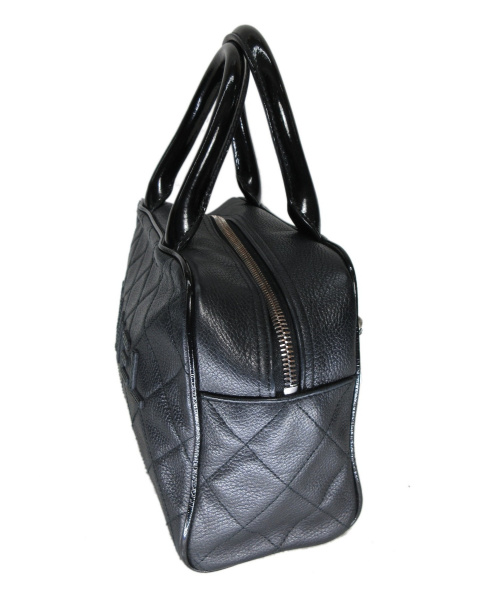 CHANEL（シャネル）CHANEL (シャネル) ミニボストンバッグ ブラック マトラッセ A15685 キャビアスキン/パテントレザー 6426931の古着・服飾アイテム