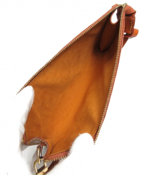 LOUIS VUITTON（ルイ ヴィトン）LOUIS VUITTON (ルイヴィトン) ポシェット・アクセソワール ブラウン エピ M52943 AR0031の古着・服飾アイテム