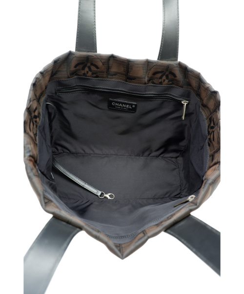 CHANEL（シャネル）CHANEL (シャネル) ハンドバッグ ブラウン ニュートラベルライン A20457 9227165の古着・服飾アイテム