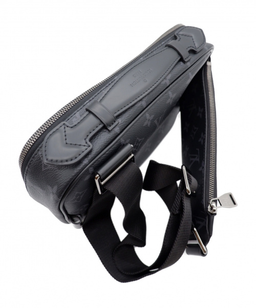 LOUIS VUITTON（ルイ ヴィトン）LOUIS VUITTON (ルイヴィトン) エクリプス バムバッグ ブラック モノグラム M42906  MB0210の古着・服飾アイテム
