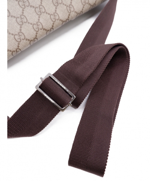 GUCCI（グッチ）GUCCI (グッチ) メッセンジャーバッグ ベージュ GG 141194 3444の古着・服飾アイテム