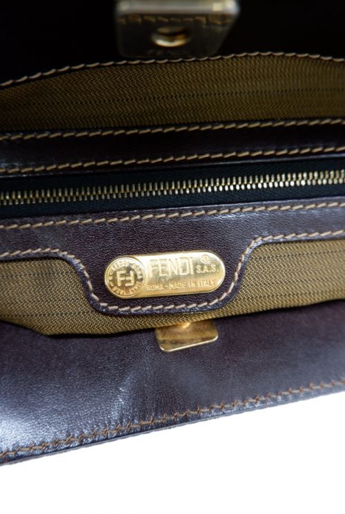 FENDI（フェンディ）FENDI (フェンディ) トートバッグ ブラウンの古着・服飾アイテム
