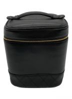 CHANELシャネル）の古着「バニティバッグ」｜ブラック