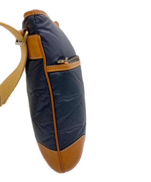 HUNTING WORLD（ハンティングワールド）HUNTING WORLD (ハンティングワールド) ショルダーバッグの古着・服飾アイテム