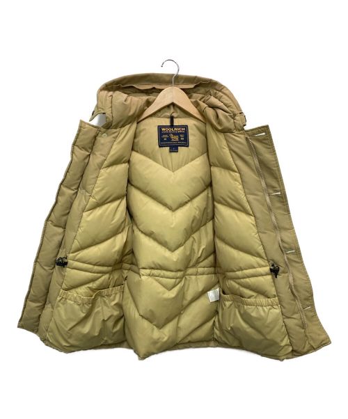WOOLRICH（ウールリッチ）WOOLRICH (ウールリッチ) ダウンジャケット ベージュ サイズ:Ｓの古着・服飾アイテム