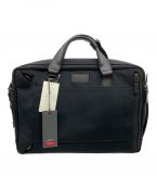 TUMIトゥミ）の古着「「デイ」スリム・コンバーチブル・ブリーフ」｜ブラック