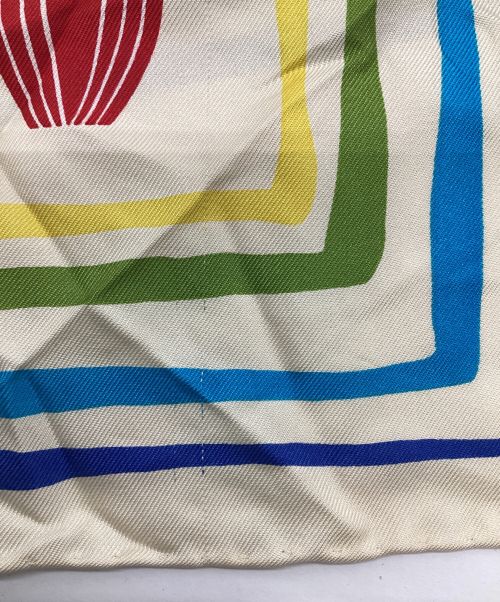 GUCCI（グッチ）GUCCI (グッチ) スカーフ ベージュマルチの古着・服飾アイテム