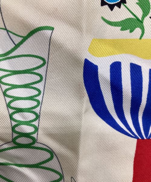 GUCCI（グッチ）GUCCI (グッチ) スカーフ ベージュマルチの古着・服飾アイテム