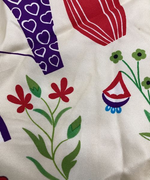 GUCCI（グッチ）GUCCI (グッチ) スカーフ ベージュマルチの古着・服飾アイテム