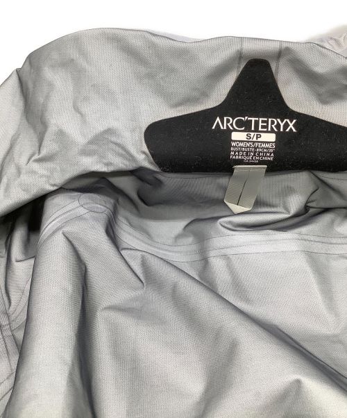 ARC'TERYX（アークテリクス）ARC'TERYX (アークテリクス) マウンテンパーカー グリーン サイズ:Ｓの古着・服飾アイテム