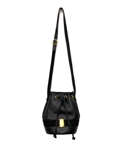 Salvatore Ferragamo（サルヴァトーレ フェラガモ）Salvatore Ferragamo (サルヴァトーレ フェラガモ) 巾着ショルダーバッグ ブラック×ゴールドの古着・服飾アイテム