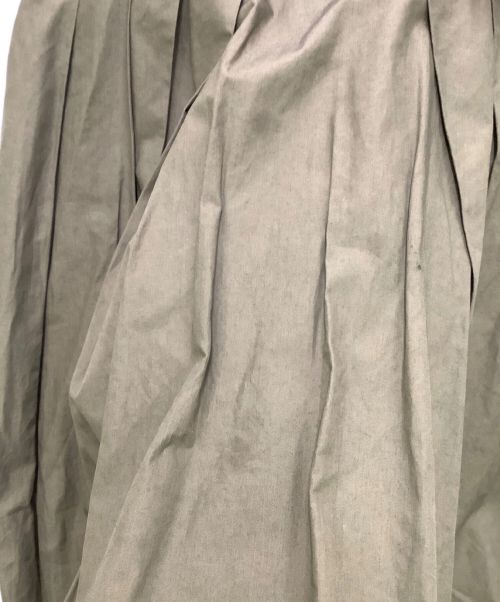 MADISON BLUE（マディソンブルー）MADISON BLUE (マディソンブルー) タックボリュームスカート TUCK VOLUME SKIRT グリーン サイズ:00の古着・服飾アイテム