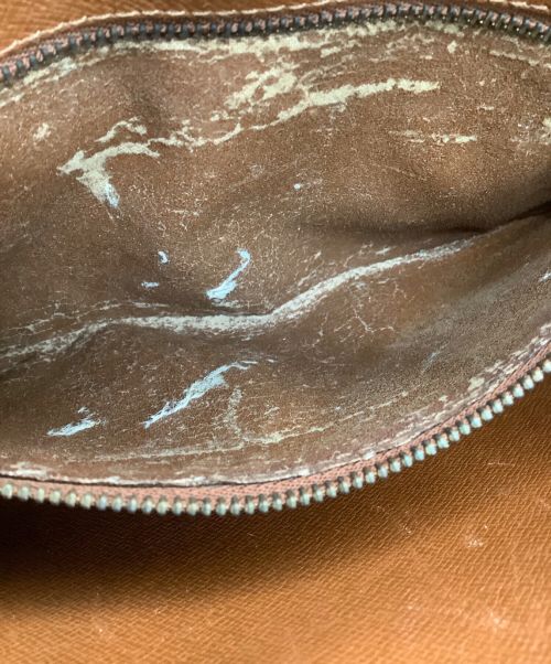 LOUIS VUITTON（ルイ ヴィトン）LOUIS VUITTON (ルイ ヴィトン) クラッチバッグの古着・服飾アイテム