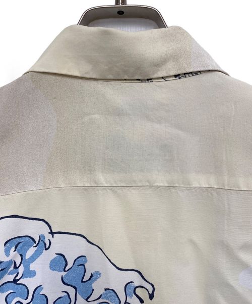 Sun Surf（サンサーフ）Sun Surf (サンサーフ) 葛飾北斎 (カツシカホクサイ) レーヨンシャツ ホワイト サイズ:Mの古着・服飾アイテム