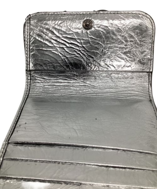 Chloe（クロエ）Chloe (クロエ) アルファベットスモールトリフォード（三つ折り財布） シルバーの古着・服飾アイテム