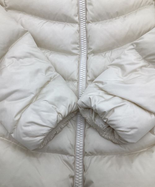 MONCLER（モンクレール）MONCLER (モンクレール) MIRIEL（ミリエル）ダウンジャケット ホワイト サイズ:2の古着・服飾アイテム