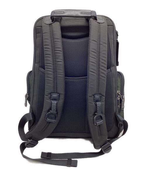 TUMI（トゥミ）TUMI (トゥミ) Alpha Bravo Nellis（アルファ ブラヴォ ネリス）リュック オリーブ×ブラックの古着・服飾アイテム