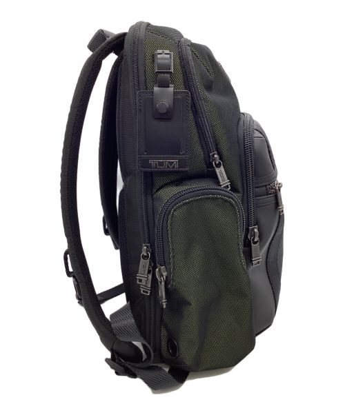 TUMI（トゥミ）TUMI (トゥミ) Alpha Bravo Nellis（アルファ ブラヴォ ネリス）リュック オリーブ×ブラックの古着・服飾アイテム