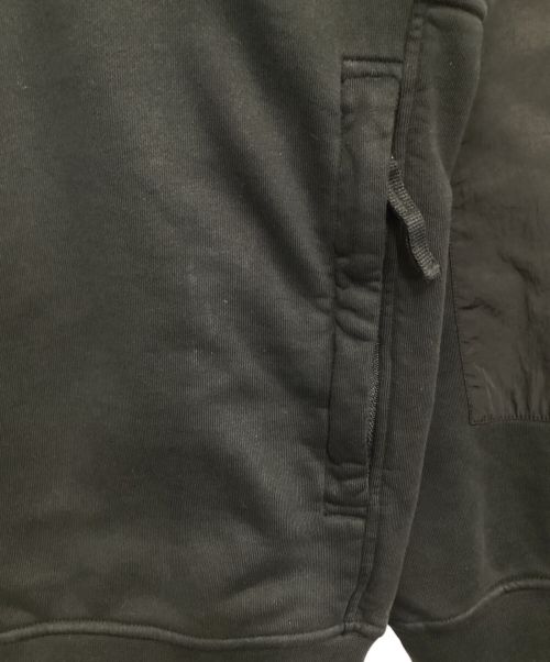 STONE ISLAND（ストーンアイランド）STONE ISLAND (ストーンアイランド) ナイロンフーディー スウェットシャツ ブラック サイズ:Mの古着・服飾アイテム