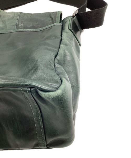 BURBERRY BLACK LABEL（バーバリーブラックレーベル）BURBERRY BLACK LABEL (バーバリーブラックレーベル) メッセンジャーバッグ グリーンの古着・服飾アイテム